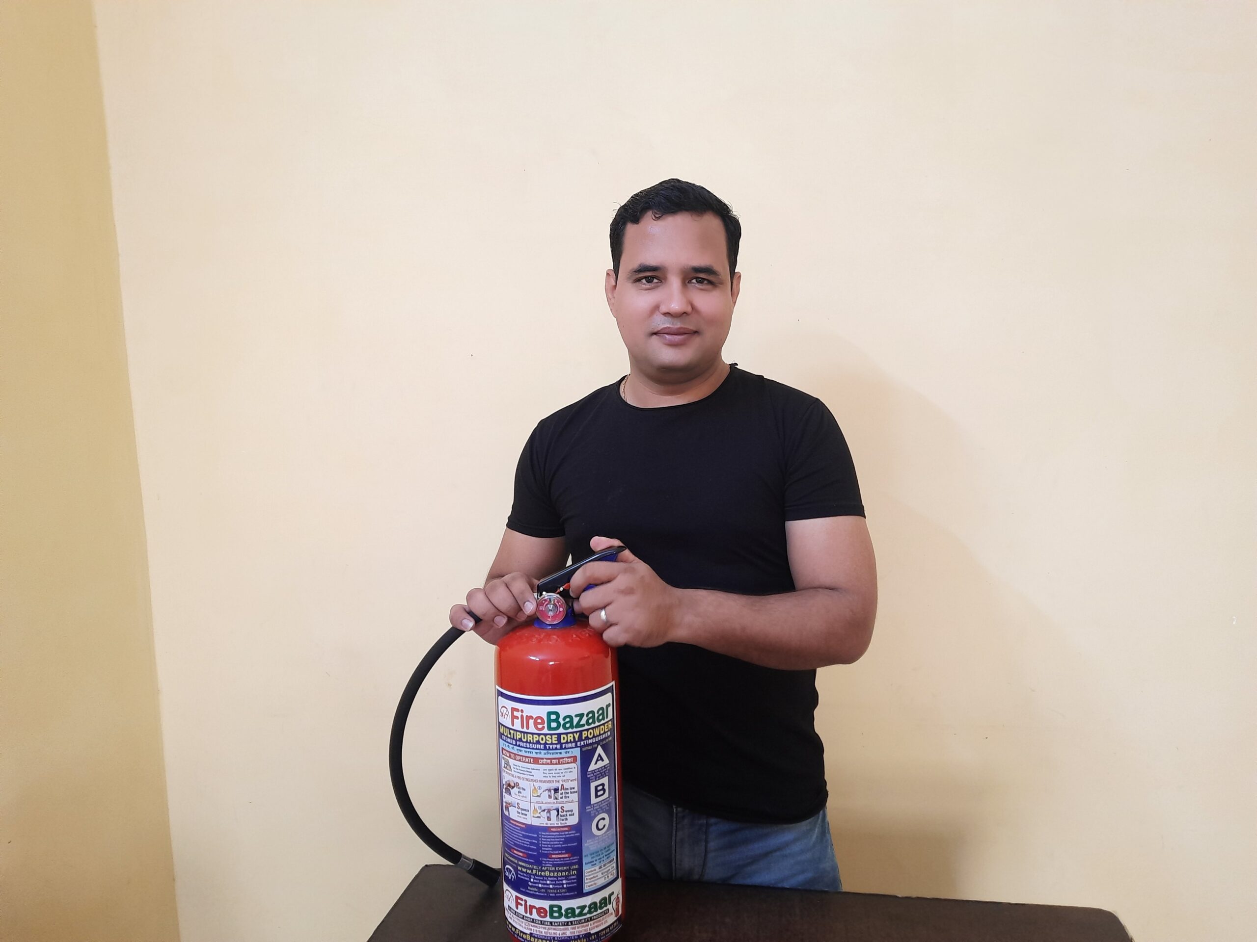 Vijay Dahiya Describing the anatomy of Fire Extinguishers